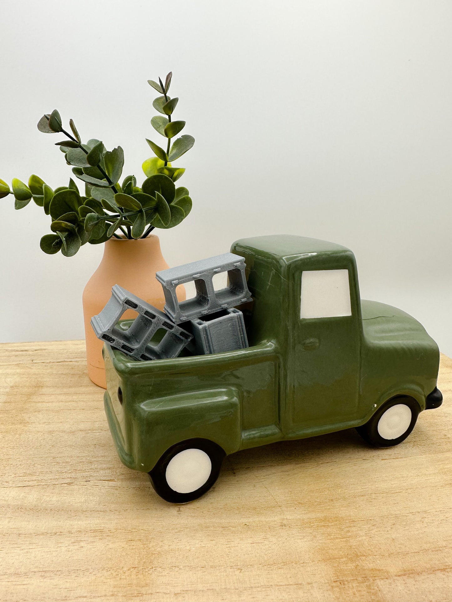 Miniature 3D Printed Cinder Blocks: Desk Decor, Small Building Projects